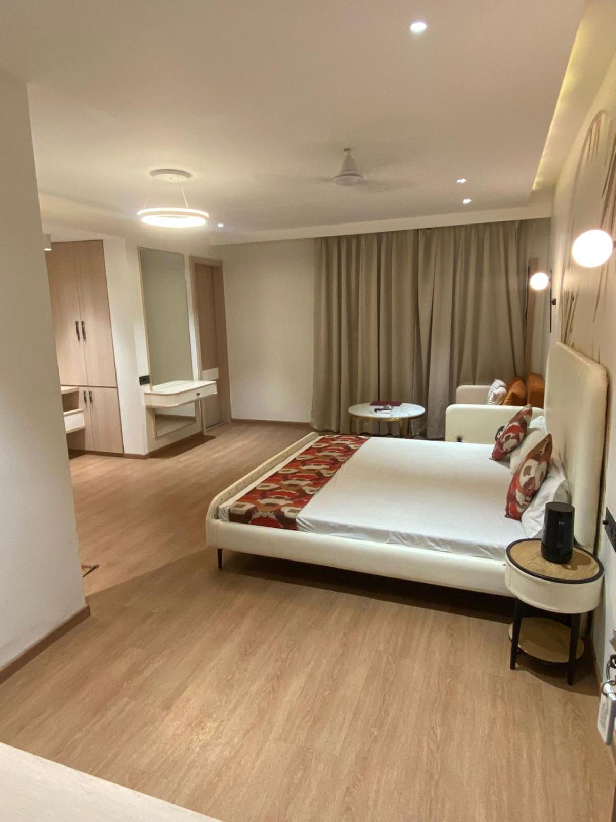 Hotel Banjara Bhopal Exterior photo