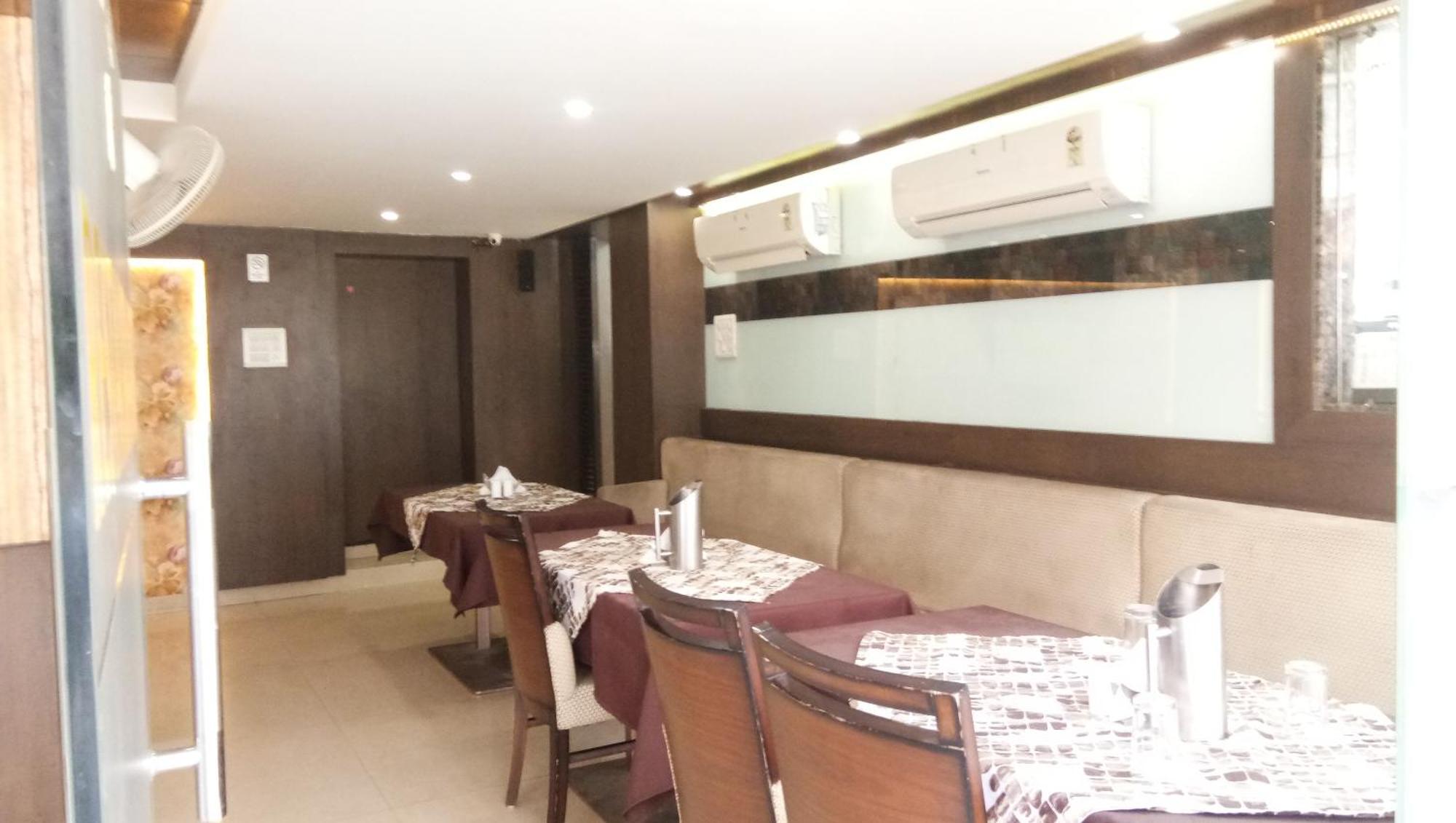 Hotel Banjara Bhopal Exterior photo