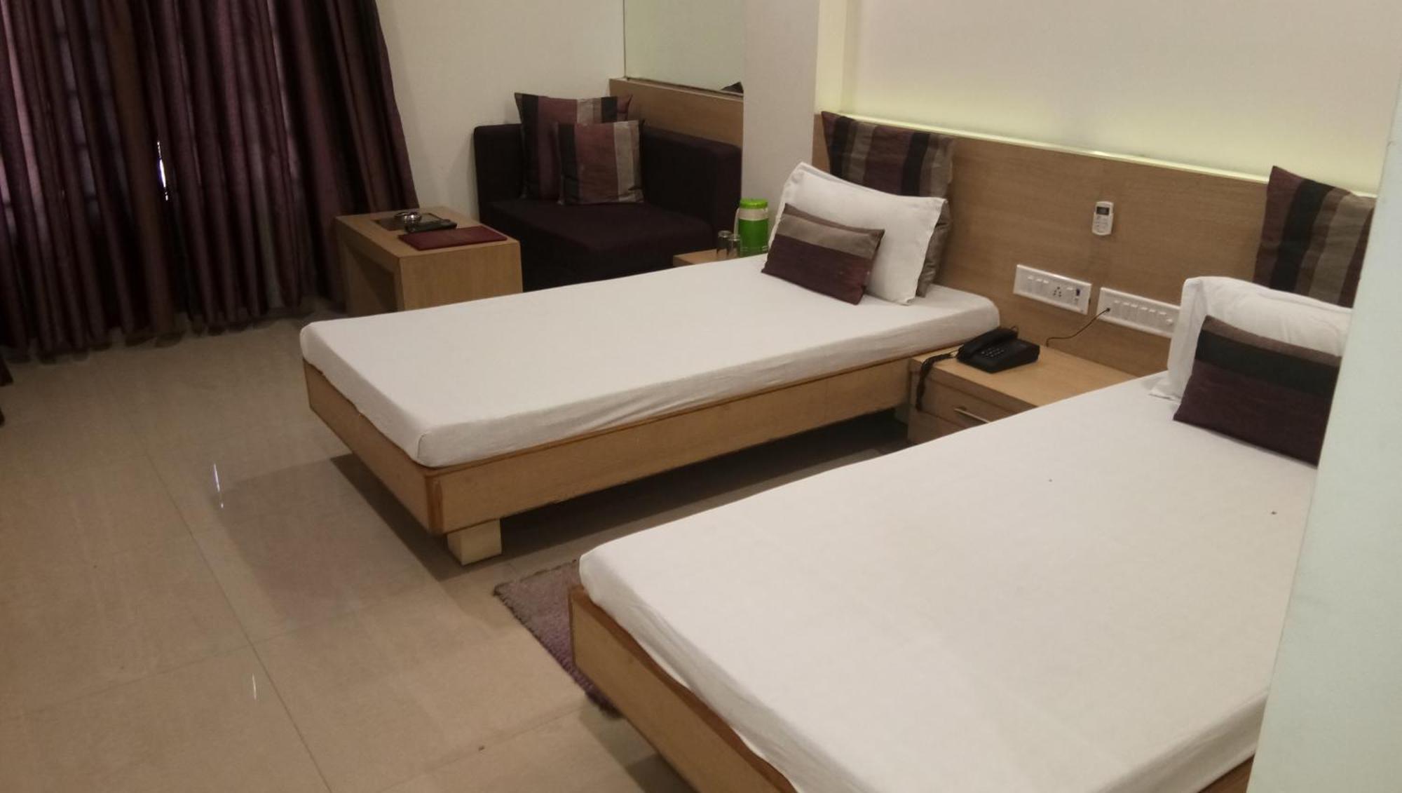 Hotel Banjara Bhopal Exterior photo