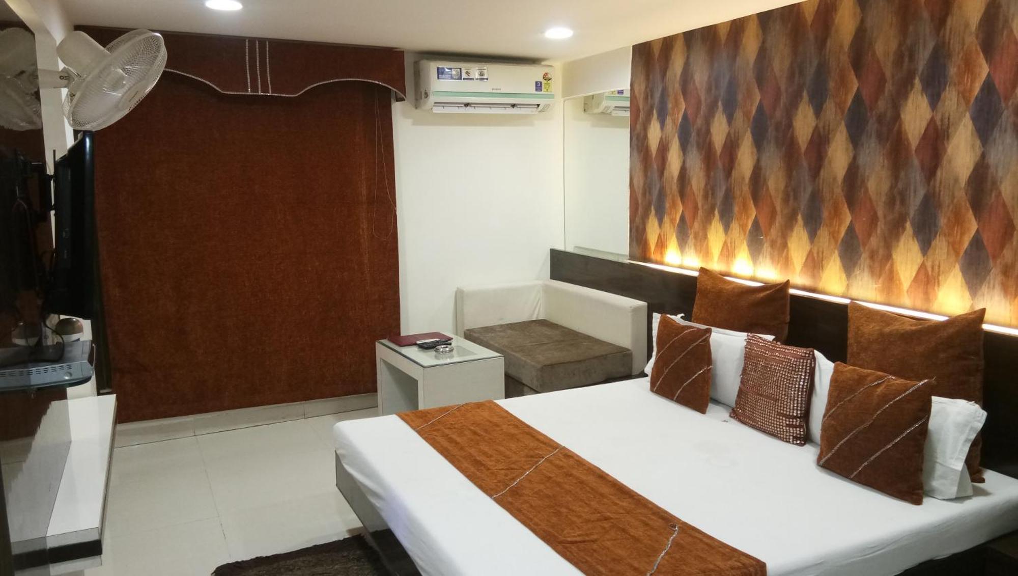 Hotel Banjara Bhopal Exterior photo